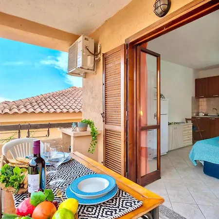 2 Beds With Private Balcony In Marinella Just 200 Mt From The Sea * Golfo Aranci
